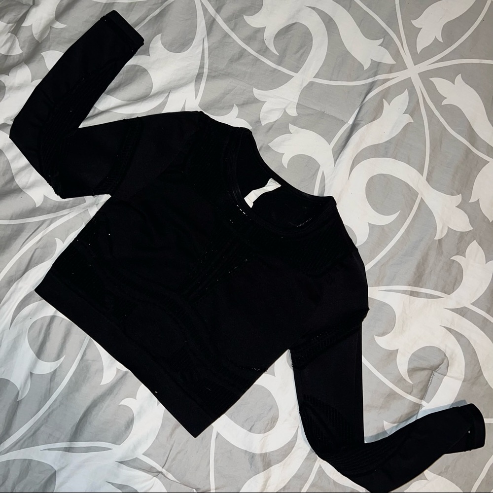 Long Sleeve Fabletics Top with Cutouts